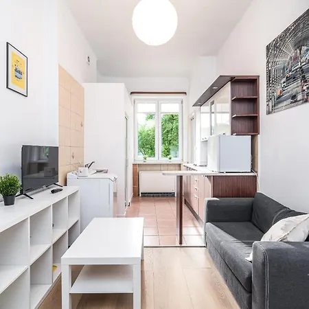 Shortstaypoland Jozefitow C4 *