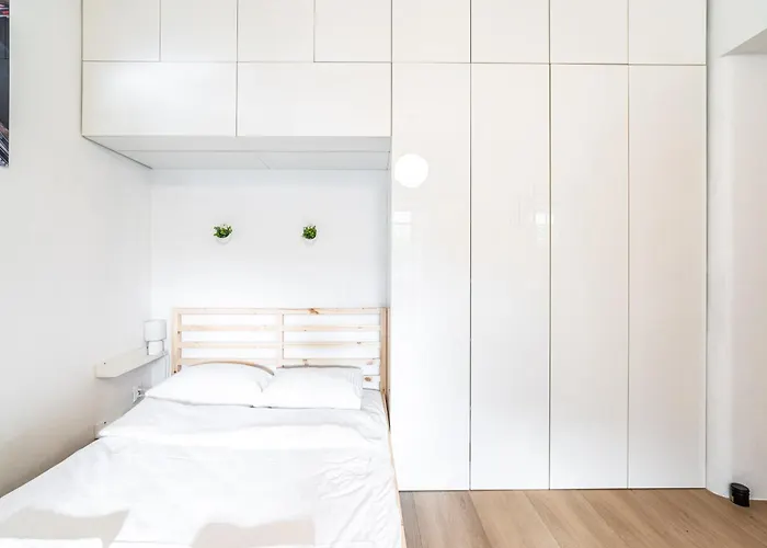 Shortstaypoland Jozefitow C4 * كراكوفيا